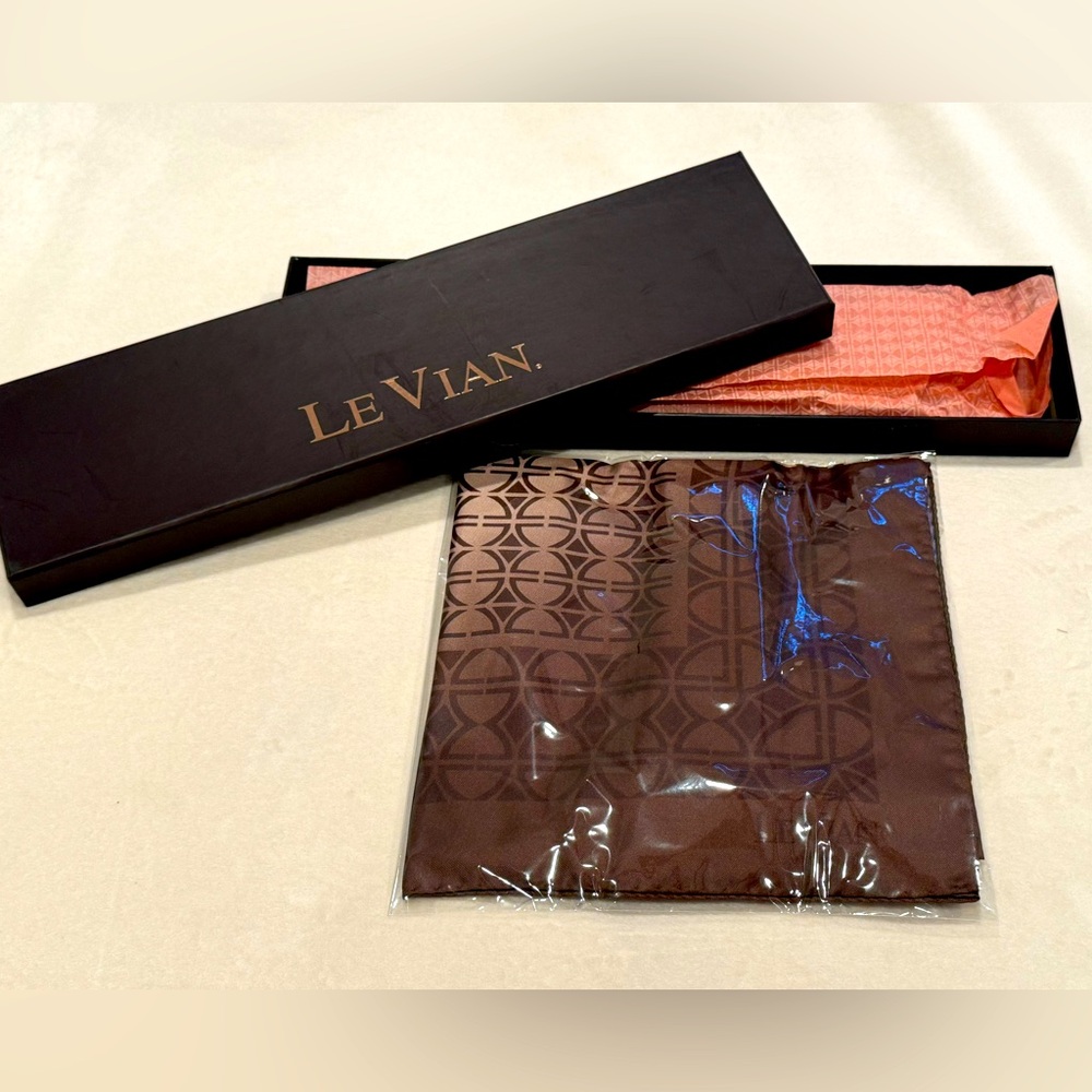 NIB LeVian Signature Chocolate 100% Silk OmbrΓ© Logo Square Scarf Made In Italy